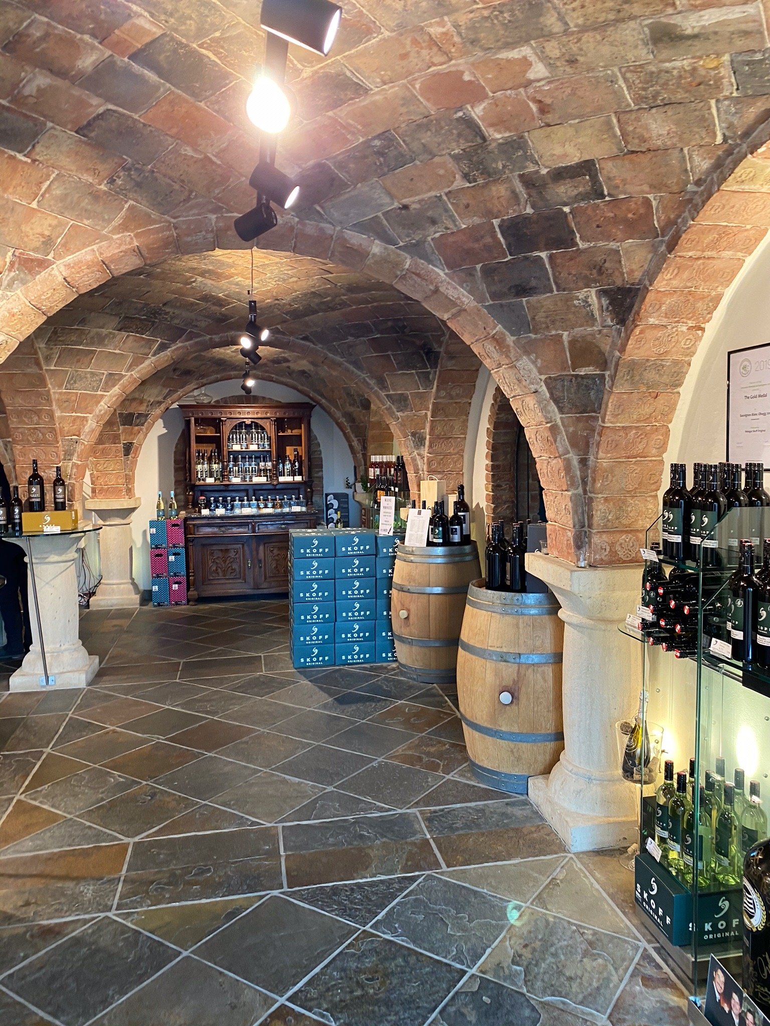 Weingut Skoff-官方