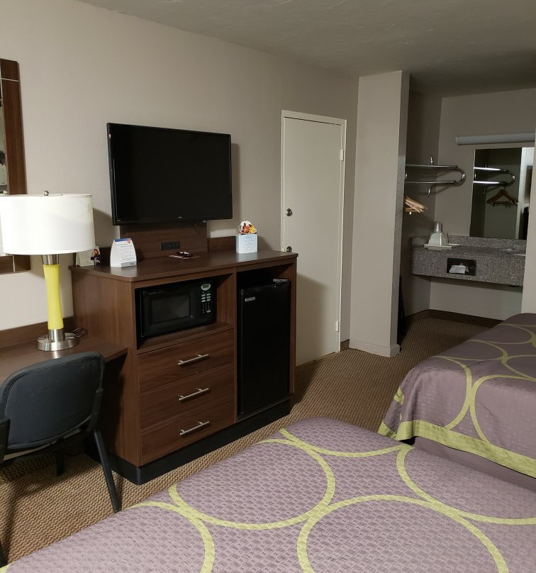 Super 8 by Wyndham Oklahoma/Frontier City主图