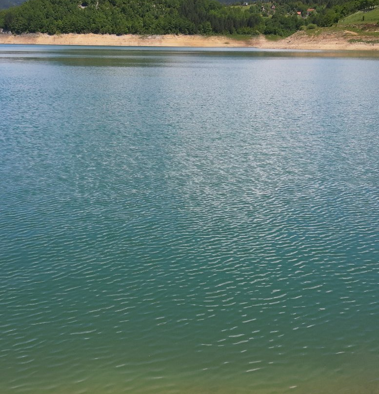 Zaovine Lake景点图片