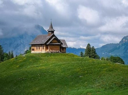 Bergkapelle Stoos-Stoos必去景点