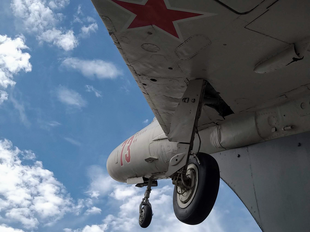 Monument Fighter MiG-21PFM-Severouralsk必去景点