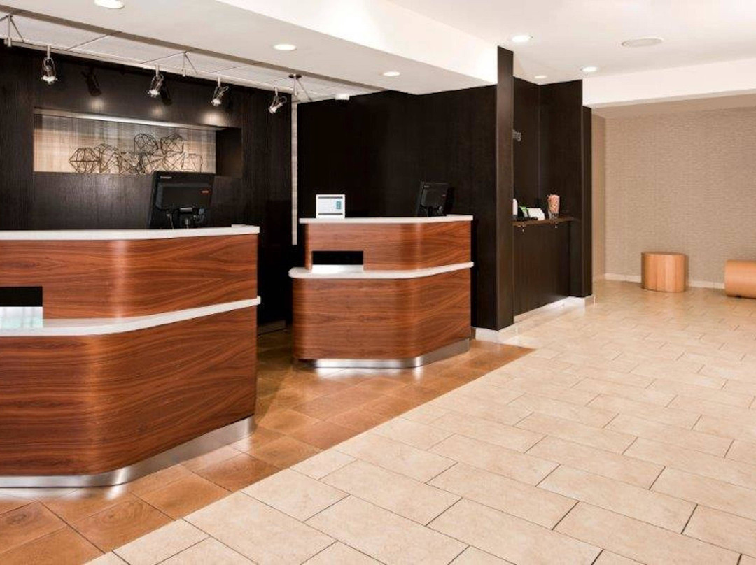 夏洛特巴兰坦万怡酒店主图