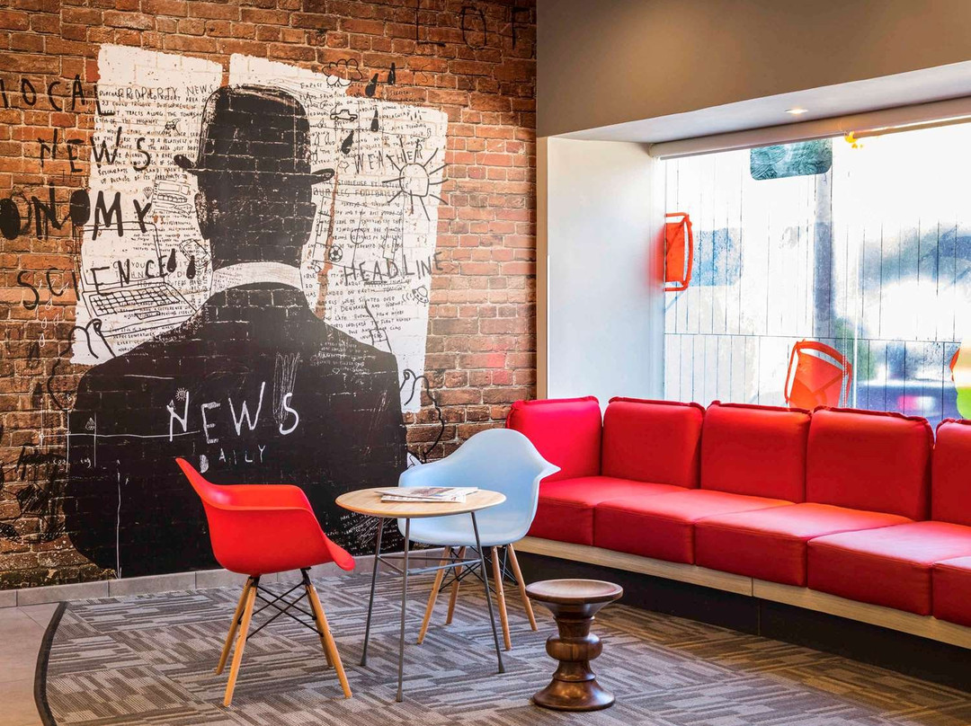 宜必思奇瓦瓦酒店主图