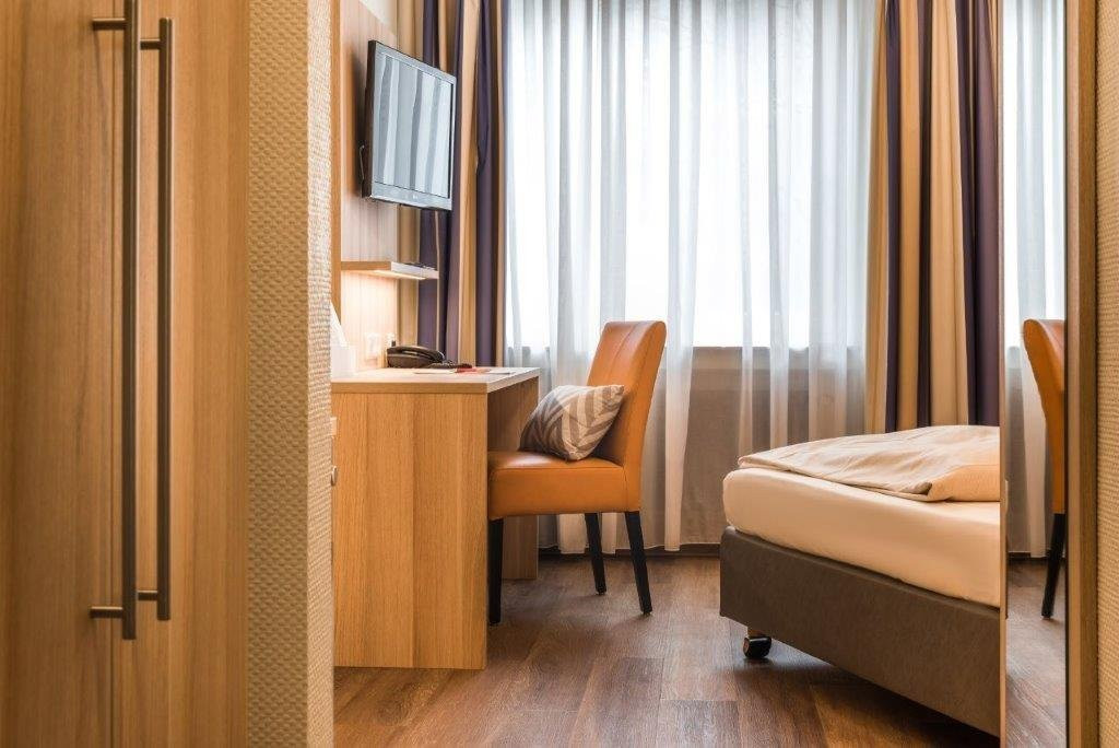 城市公园酒店主图