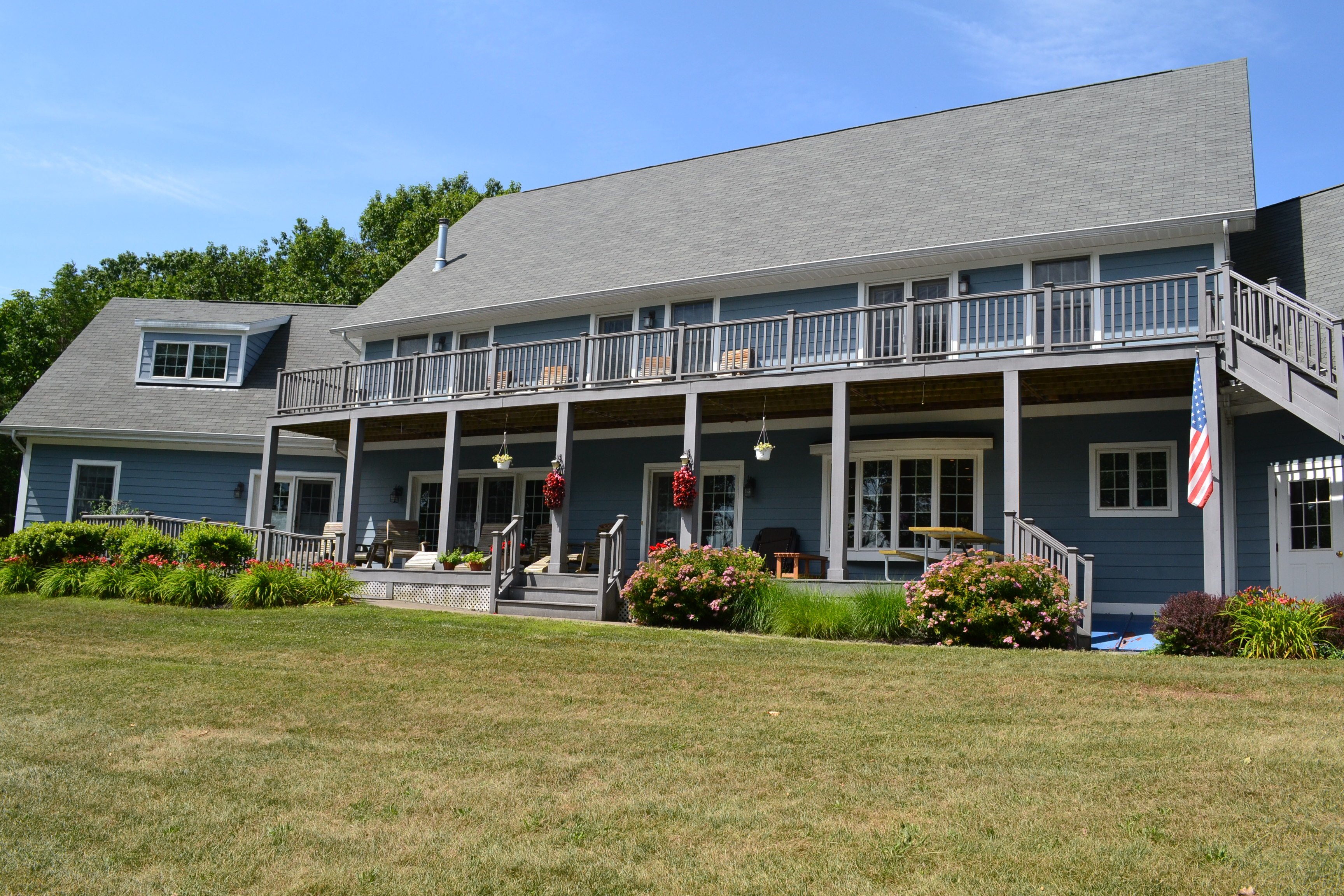 The Pearl of Seneca Lake B&B-官方