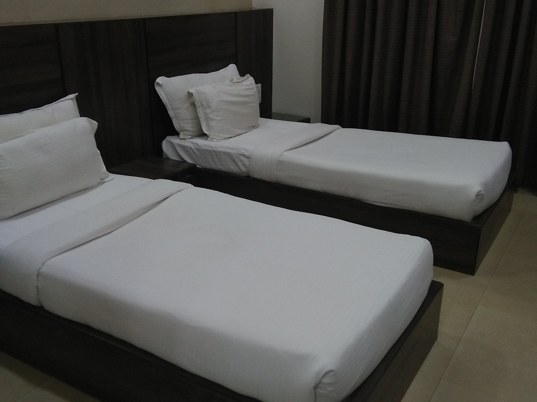 Hotel The Royal Bharti主图