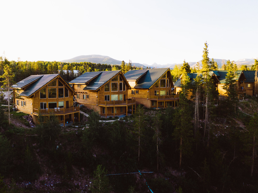 The Cabins At Bear River Lodge