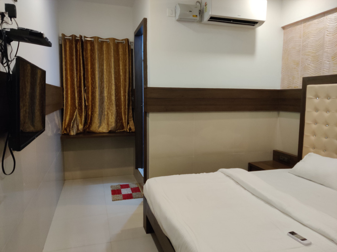 Capital O 26230 Hotel Nirvikalpa主图