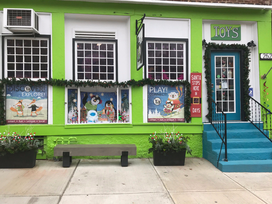 Yellow Springs Toy Company-Yellow Springs必去景点