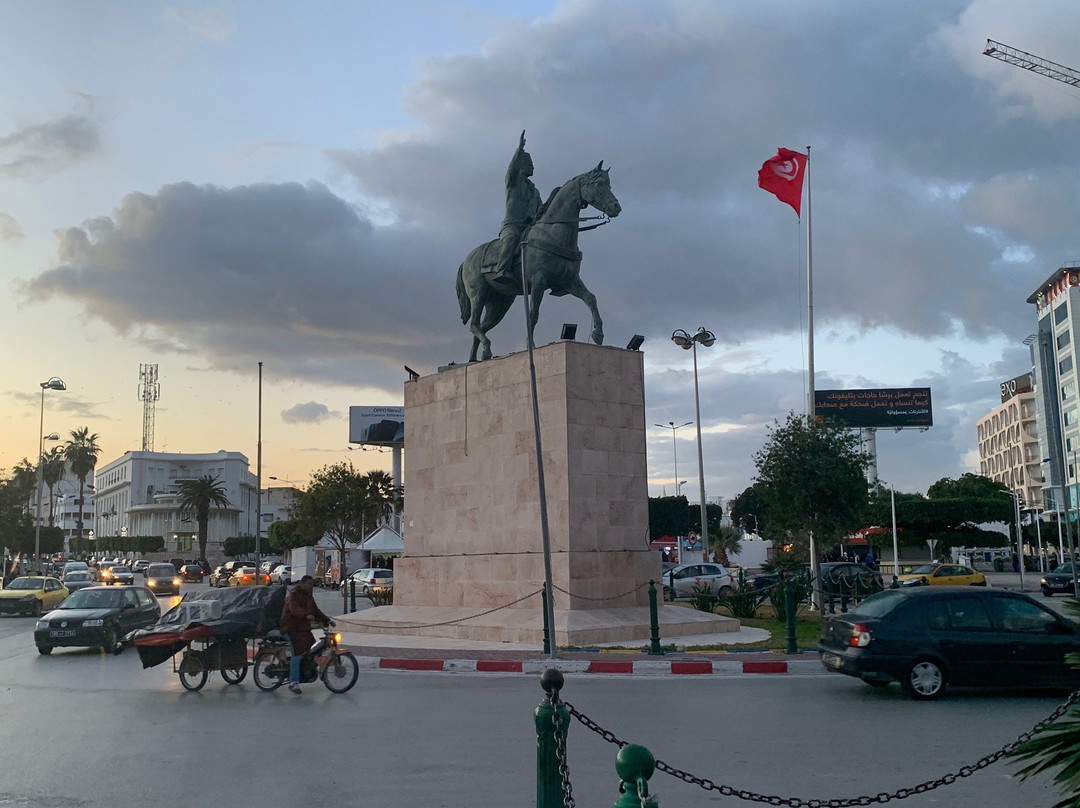 Equestrian Statue of Habib Bourguiba-苏塞必去景点