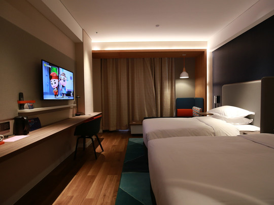 亳州中心智选假日酒店主图