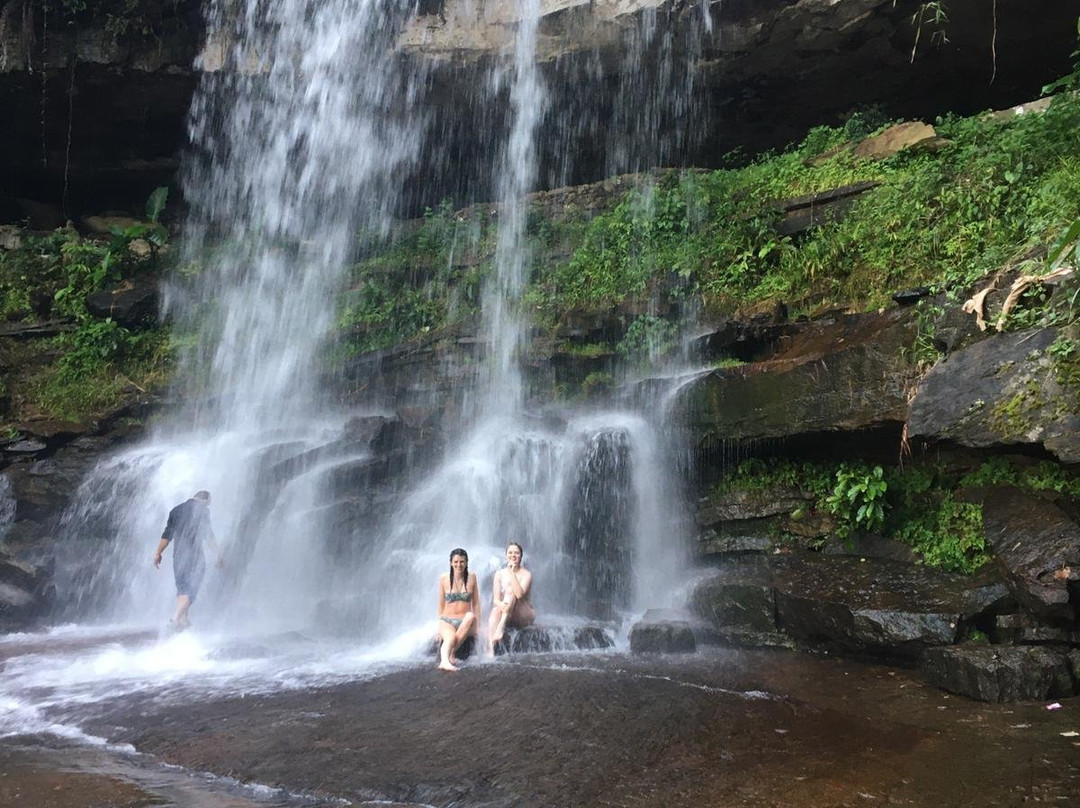 Tada Waterfalls-贡布必去景点