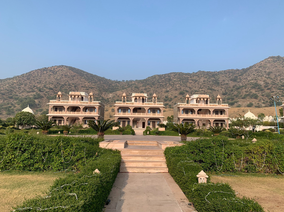 班瓦尔辛格宫酒店主图