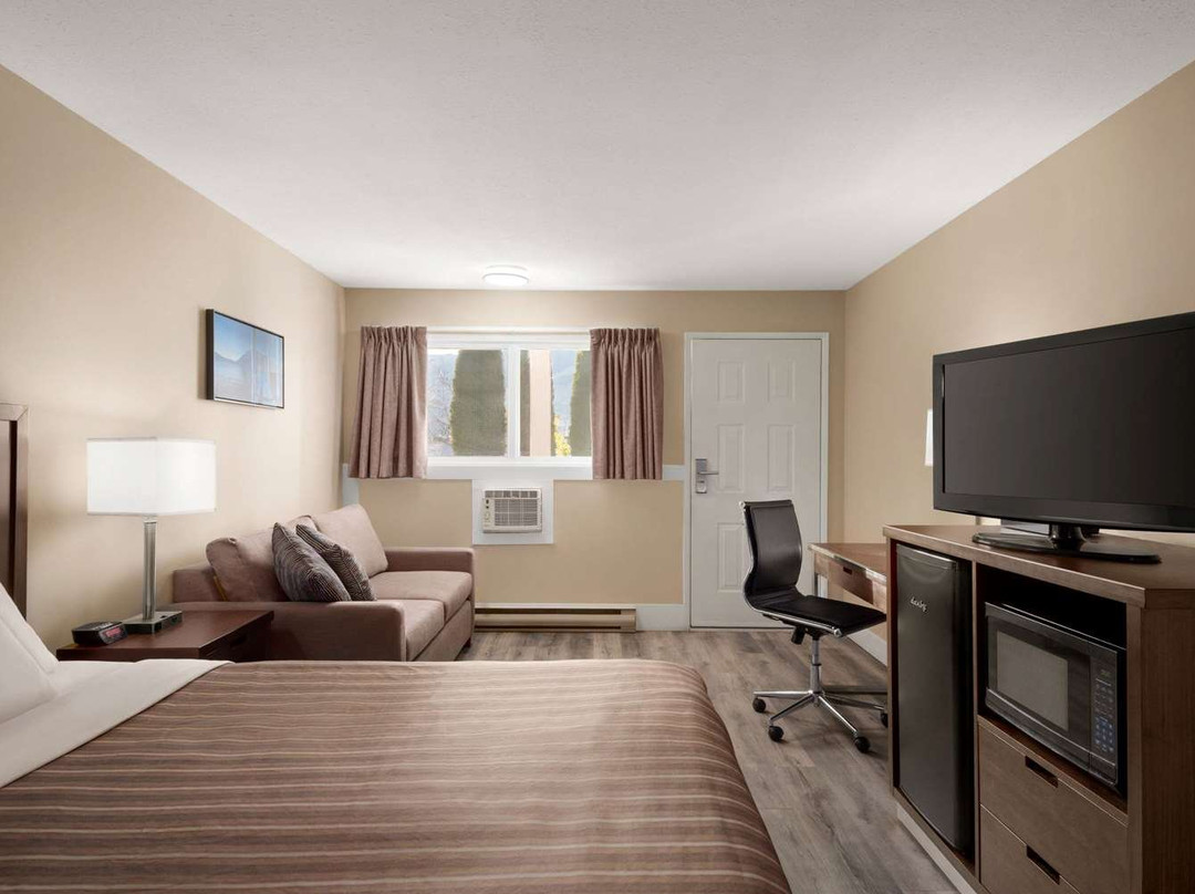 Travelodge by Wyndham Salmon Arm主图