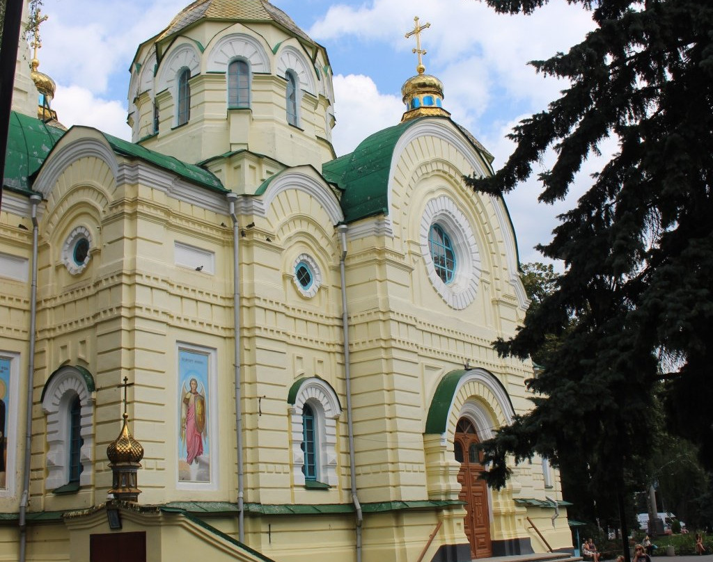 Holy Resurrection Cathedral景点图片