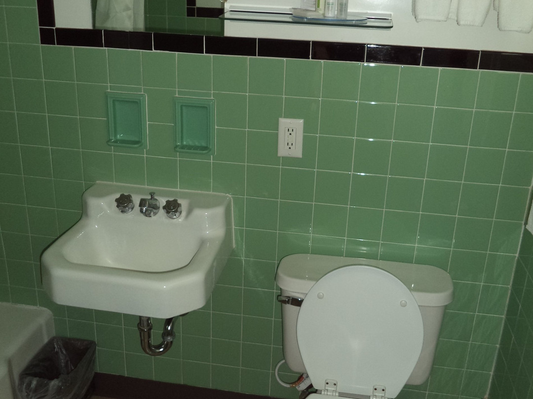 Colonial Motel主图