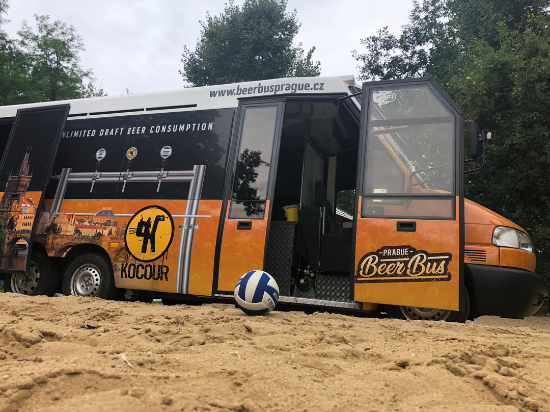 Beer Bus Prague-布拉格必去景点