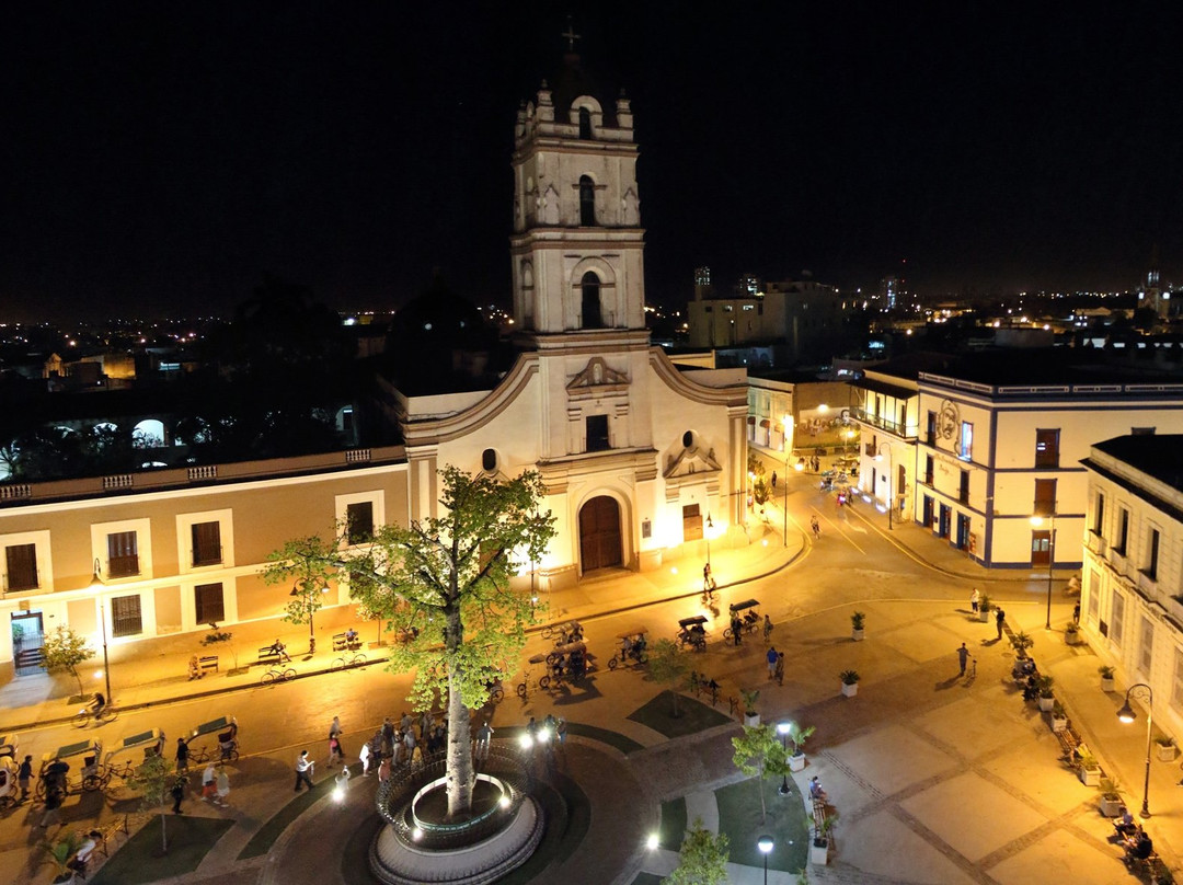 Plaza de los Trabajadores景点图片