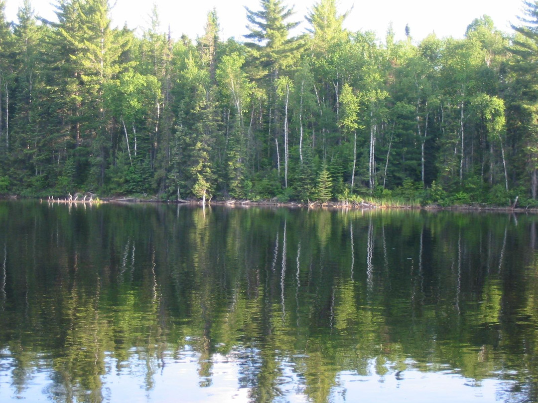 Canoe Canada Outfitters景点图片