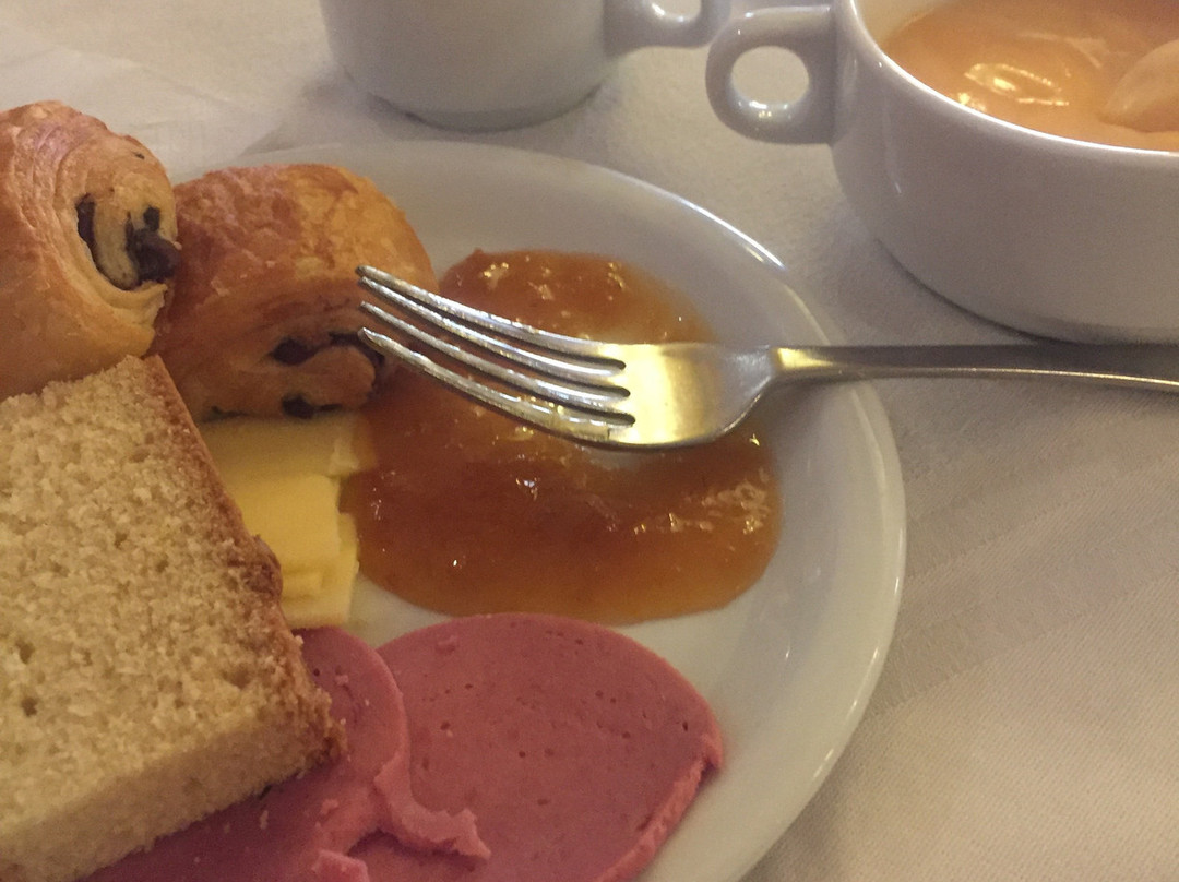 Orient Palace Hotel主图