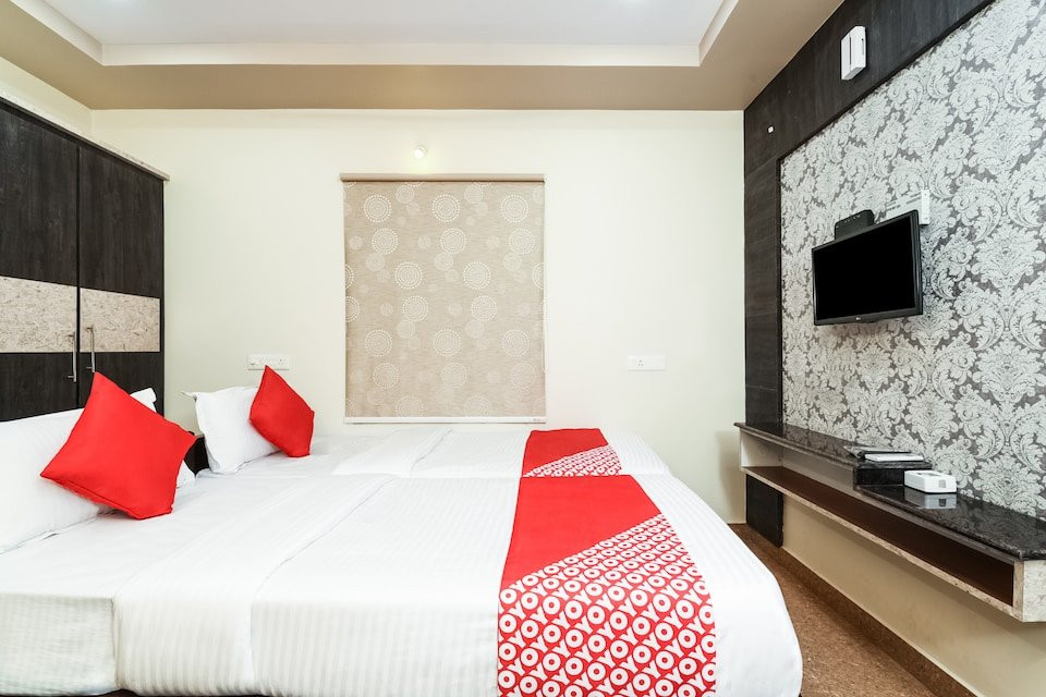 Bhimas Residency Hotels主图