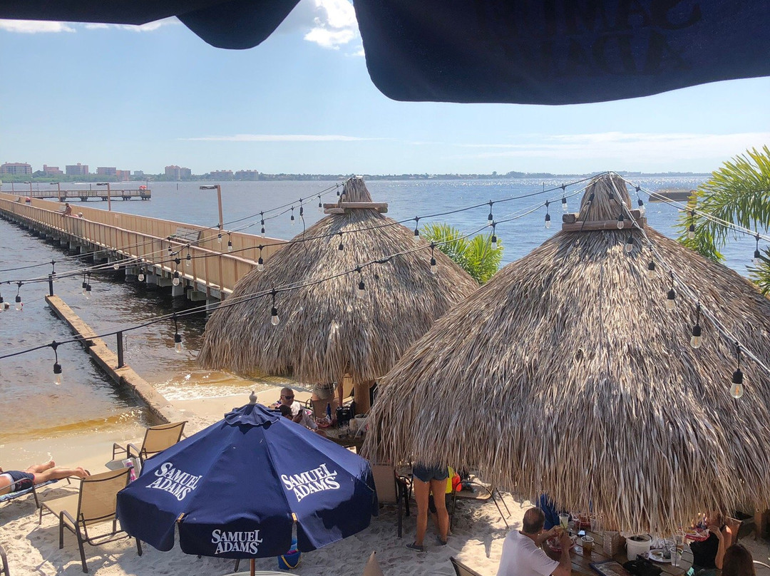 Yacht Club Public Beach-开普科勒尔必去景点