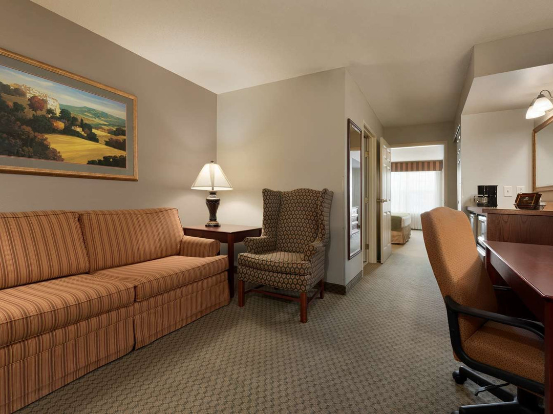 Country Inn & Suites by Radisson, St. Cloud East, MN主图