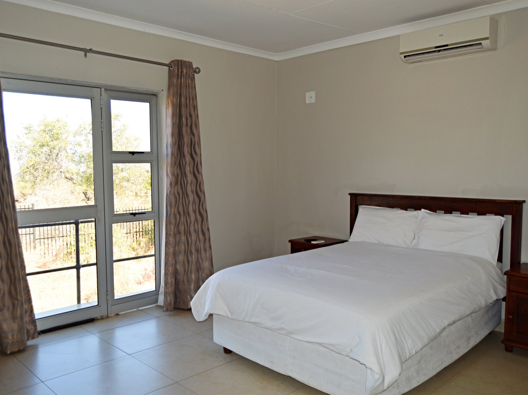 Royal Khalanga Lodge主图