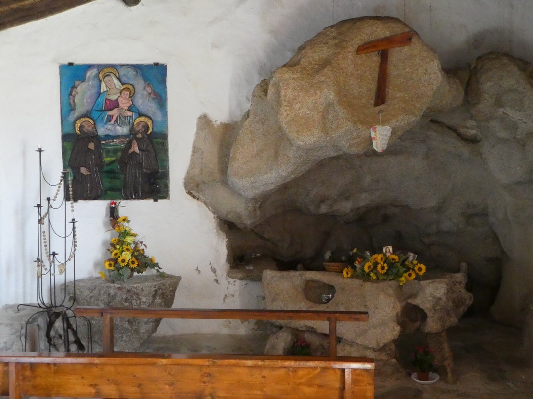 Chiesa di San Trano-Luogosanto必去景点