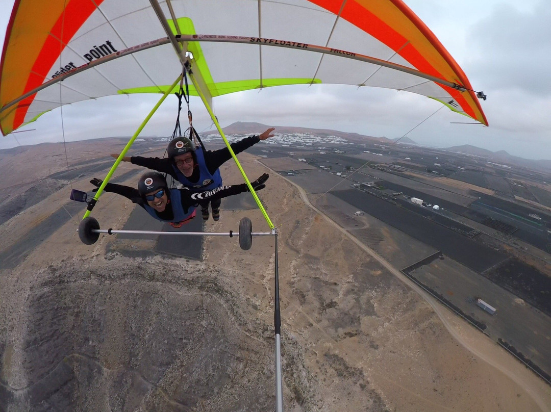 Lanzarote Hang Gliding Flights景点图片