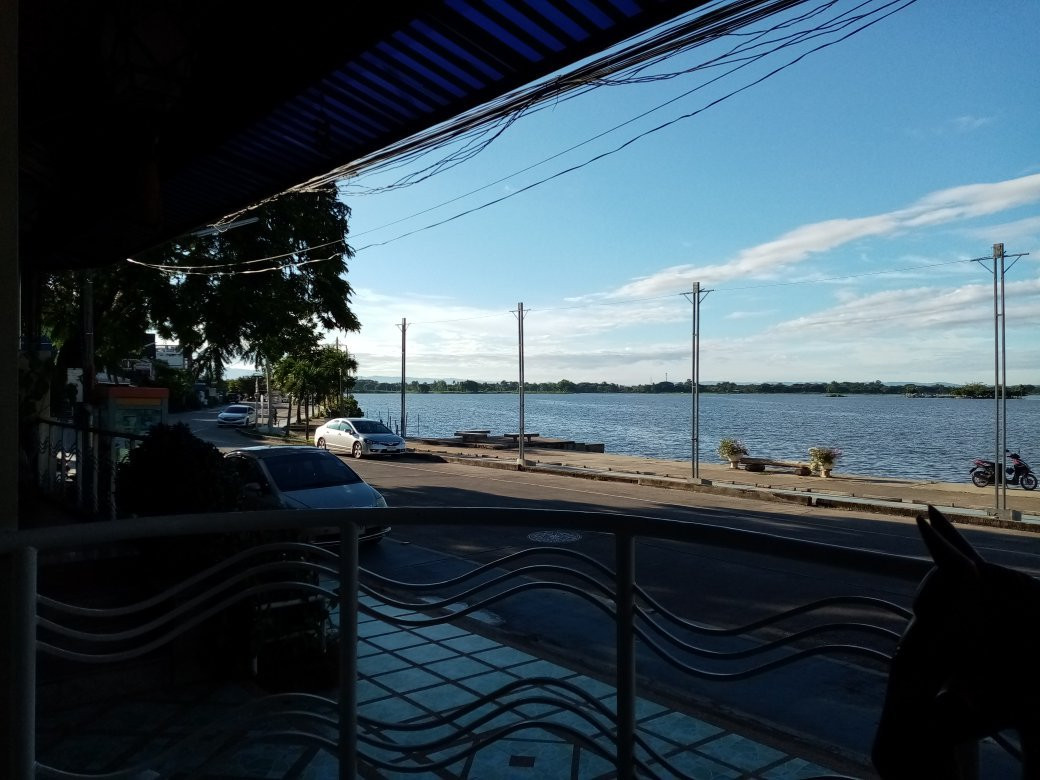 Phra Tamnak Kwan Phayao and Phayao Fresh-water Fishery Station-帕夭必去景点