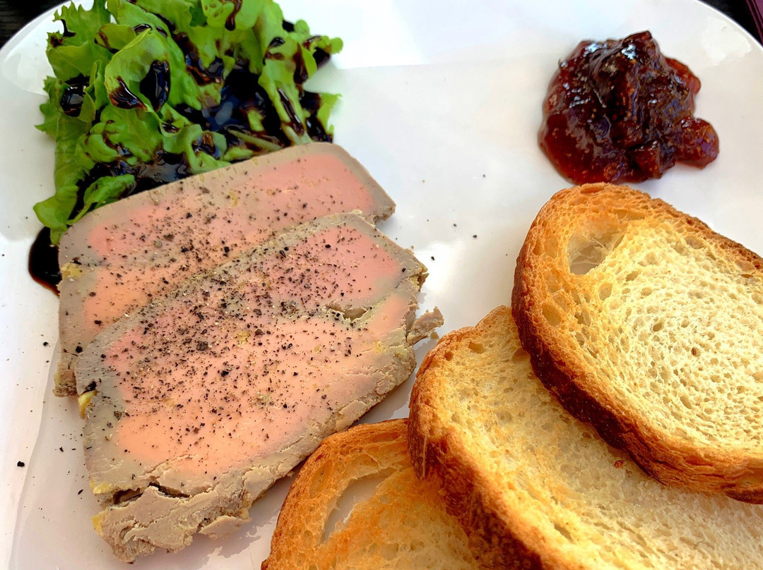 布雷特旅游酒店主图