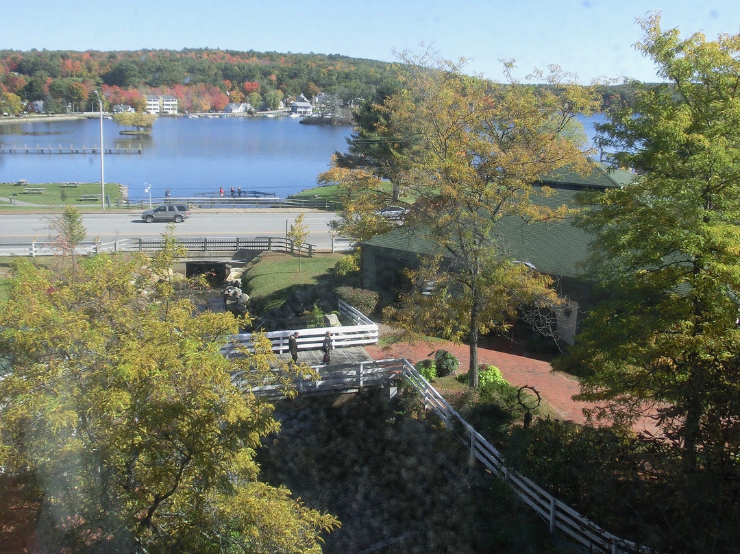 Mill Falls Marketplace-梅勒迪斯必去景点