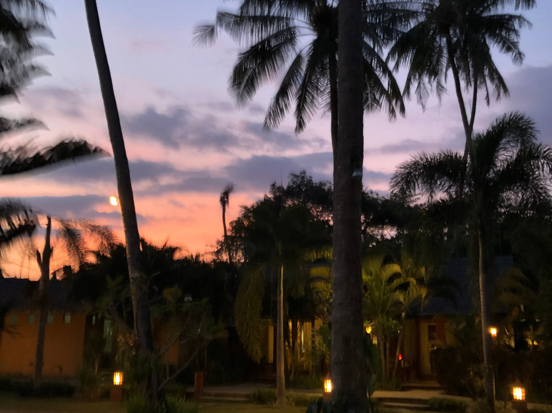 Green Asri Hotel主图