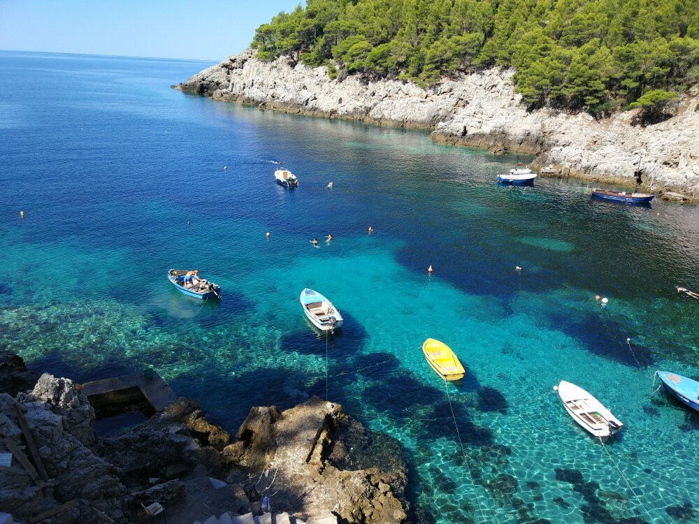 Sutmiholjska Beach景点图片