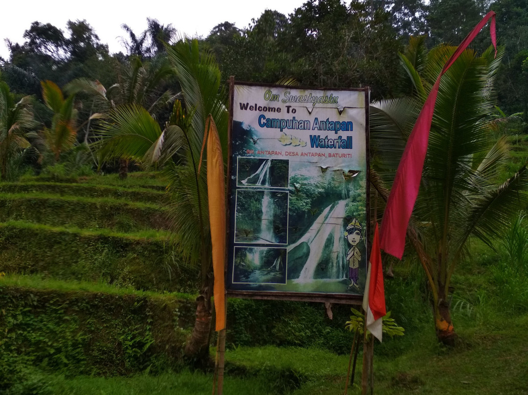Goa Giri Campuhan \Waterfall-Tembuku必去景点