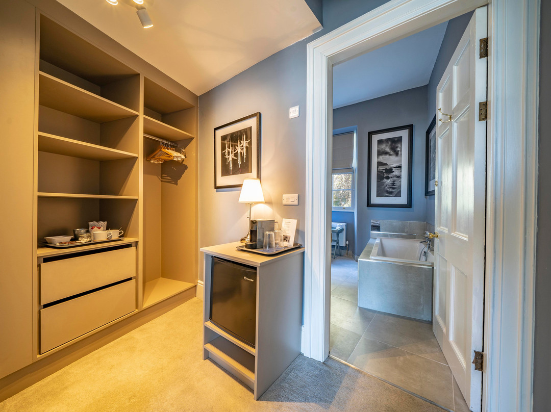 Giles Norman Gallery & Townhouse主图