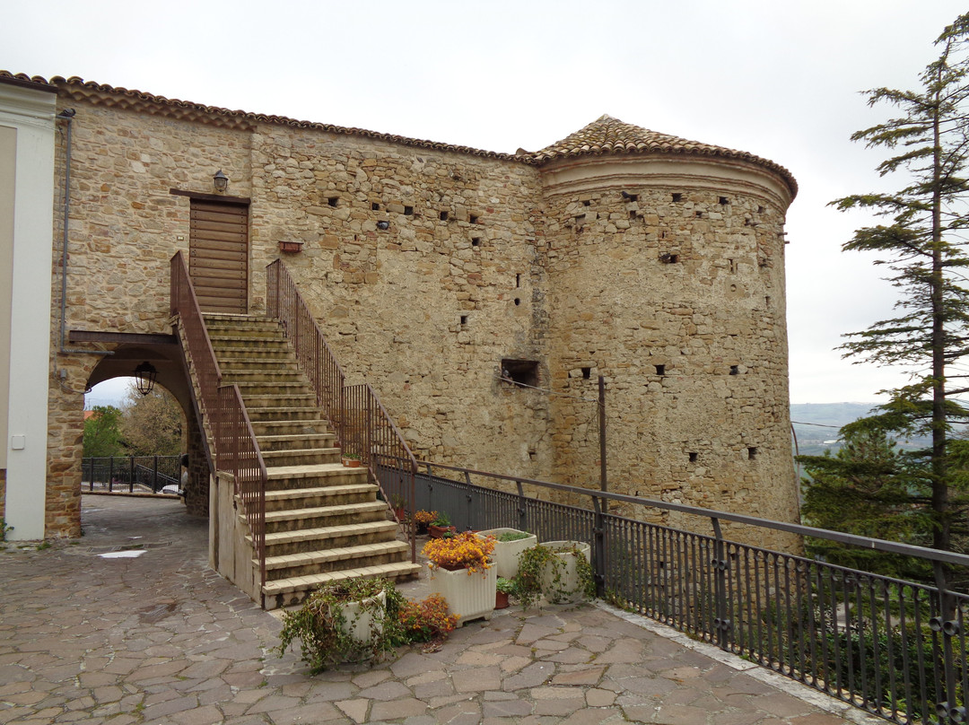 Torre Cilindrica景点图片