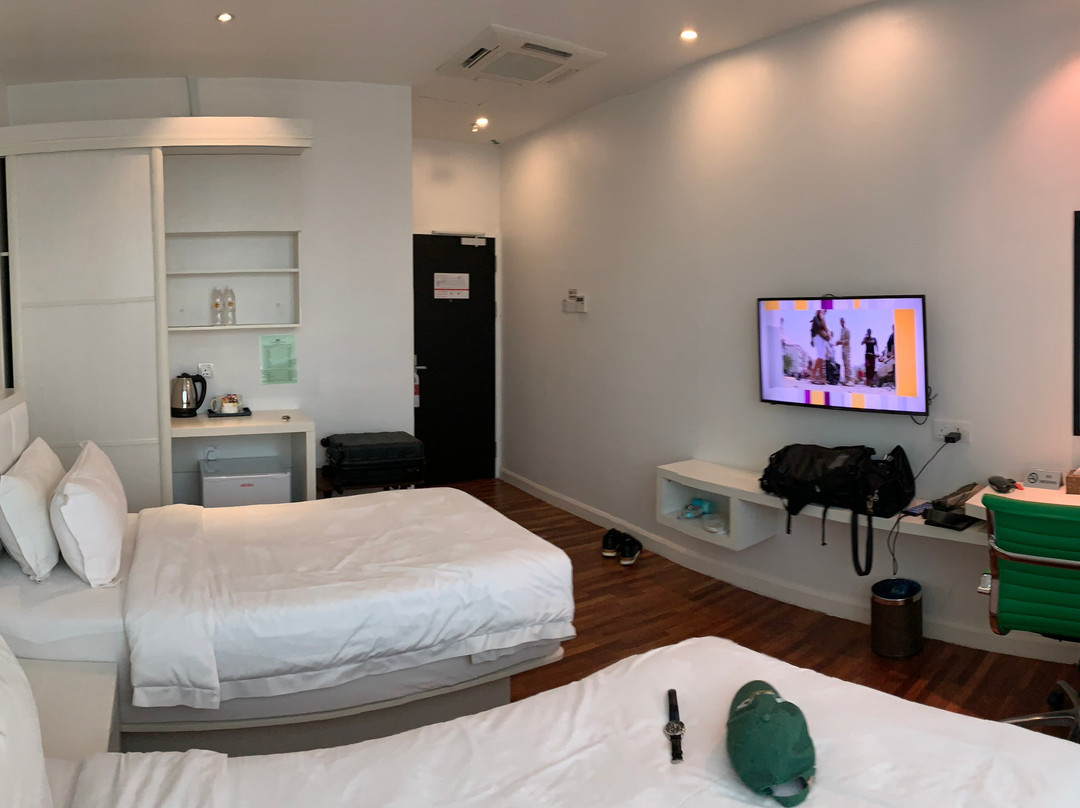 Pine Garden Hotel主图