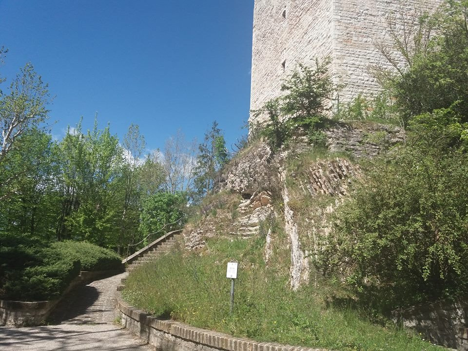 Rocca Albornoz-Sassoferrato必去景点