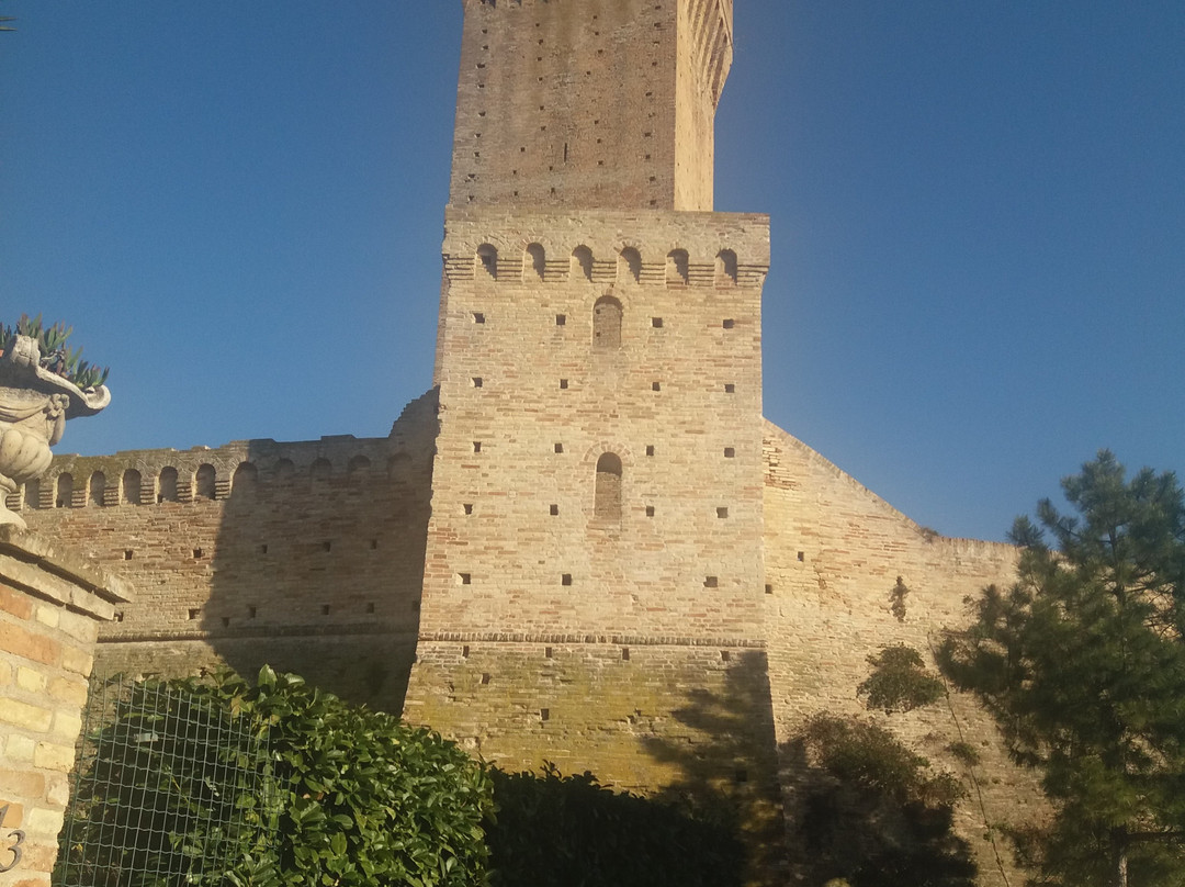 Castello di Montefiore-Recanati必去景点