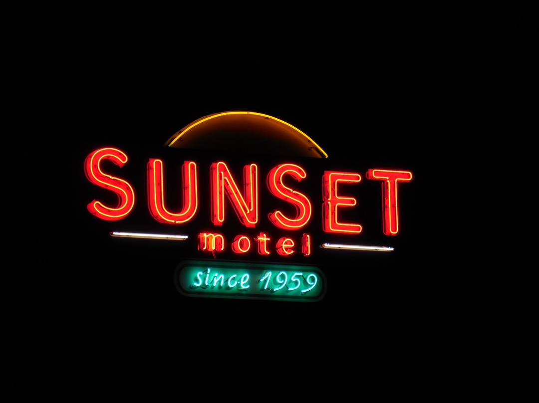 Sunset Motel主图
