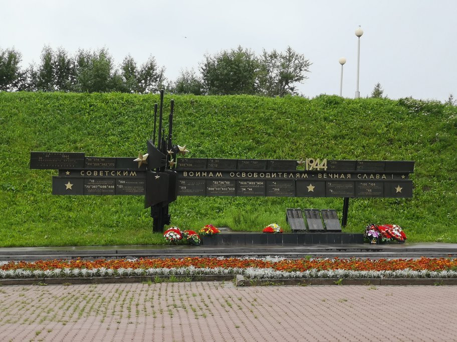 Victory Monument景点图片