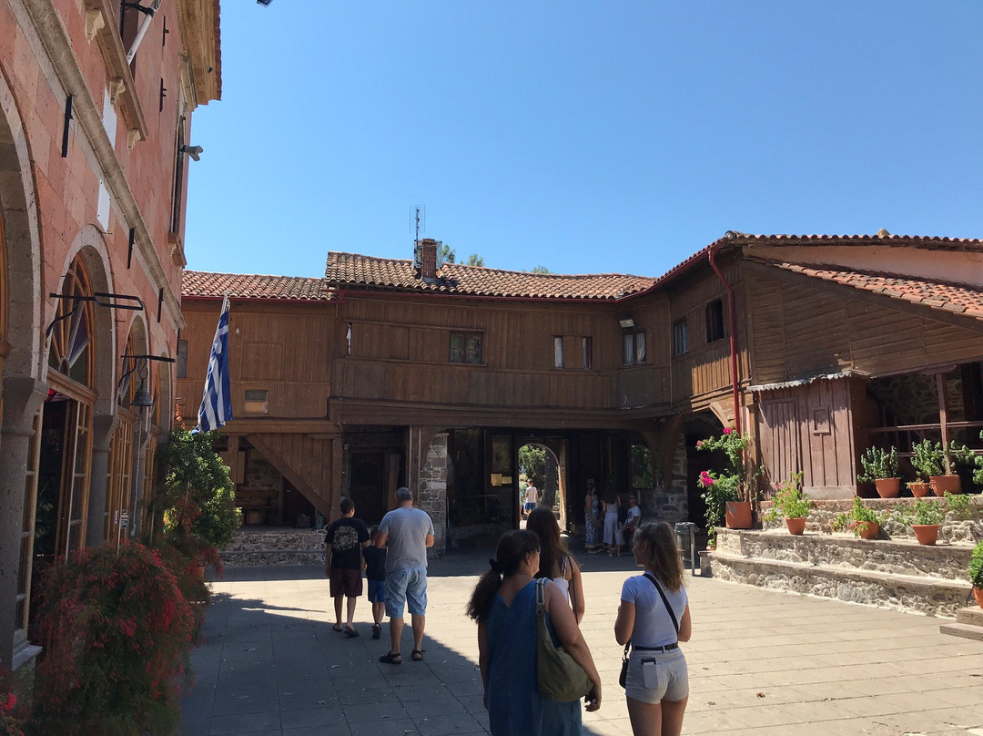 Monastery of Archangel Michael景点图片