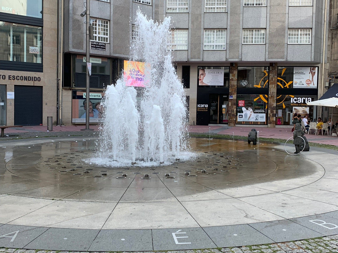 Glorieta de Compostela - Fuente de los niños景点图片