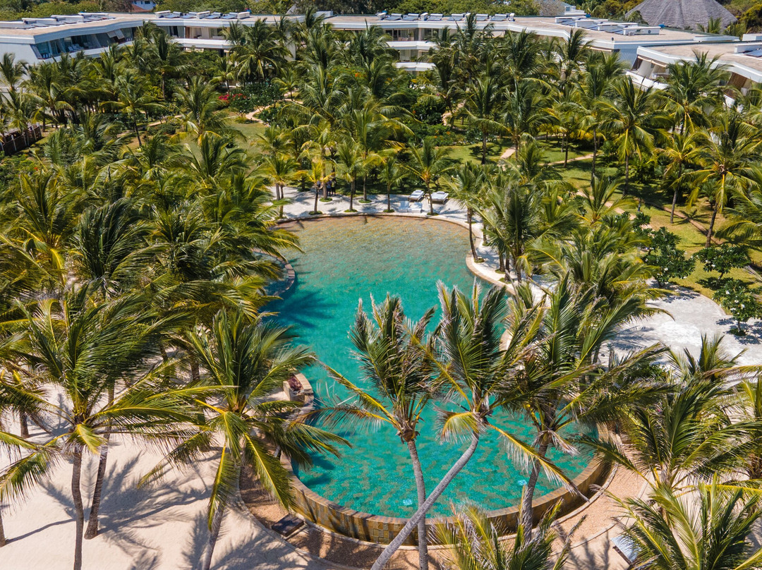 Billionaire Resort & Retreat
