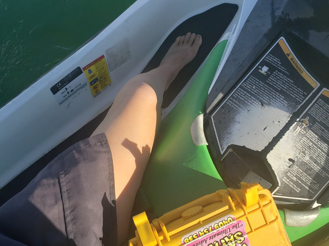 Surfers Paradise Parasail, Jet Ski Hire & Jet Boat Rides-冲浪者天堂必去景点