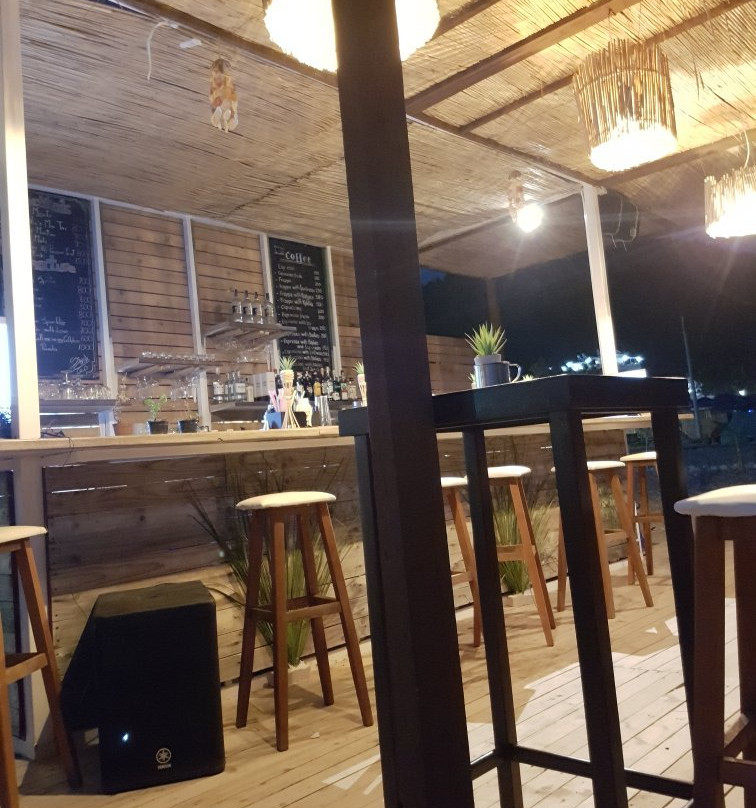 Bamboo Beach Bar Dhermi景点图片