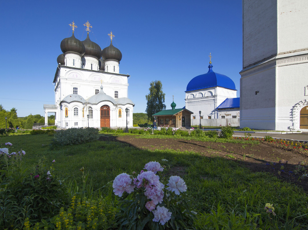 Holy Uspensky Trifonov Monastery景点图片