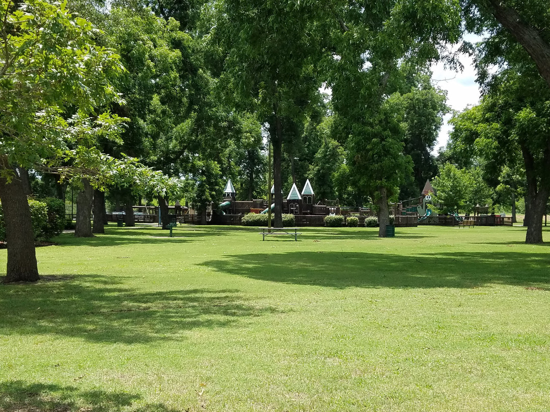 Leonard Park-Gainesville必去景点
